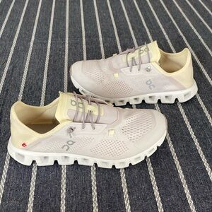 On cloud cloud coast womens white and light yellow US9